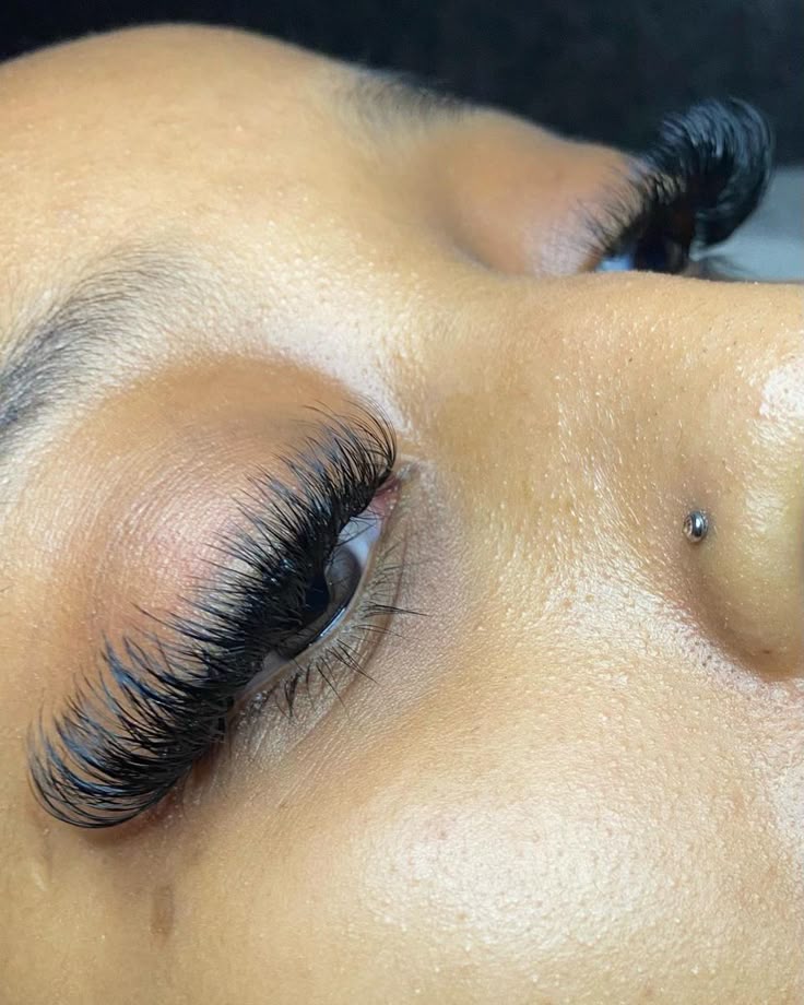 Hybrid Lashes